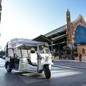 Tuk Tuk Mercado central